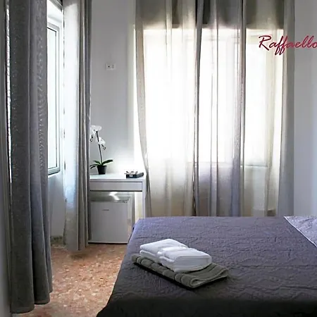 Frühstückspension Raffaello 3*